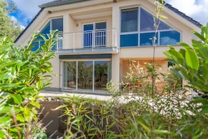 Exterior - Modern vacation home with plenty of space to relax - Haus Eleganza (Glowe)