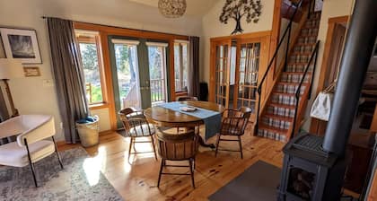 River Loft Cabin on Columbia in Skamokawa Valley, WA
