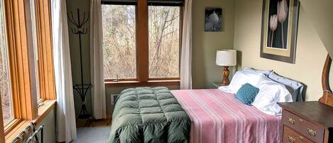 3 Schlafzimmer, Zimmersafe, Schreibtisch, Bügeleisen/Bügelbrett