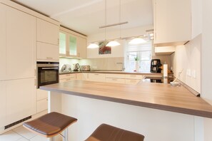 Fridge, microwave, oven, stovetop - Relaxing vacation in a quiet location with many extras - Haus Ruge (Lietzow)