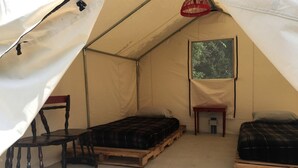 2 bedrooms, bed sheets