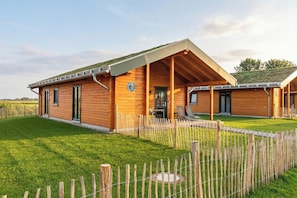 Exterior - Vacation home "Huus Spatz" in Kating for up to 4 people (Kating)