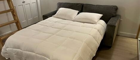 1 habitación, escritorio, wifi y ropa de cama