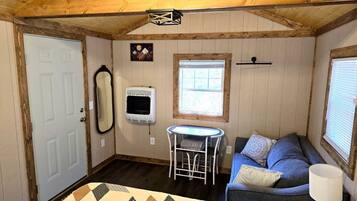 1 habitación, wifi y ropa de cama
