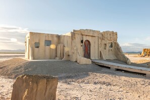 Exterior - Entire Glamping Complex with Sauna and Hot-Tub in Utah (Iron County)