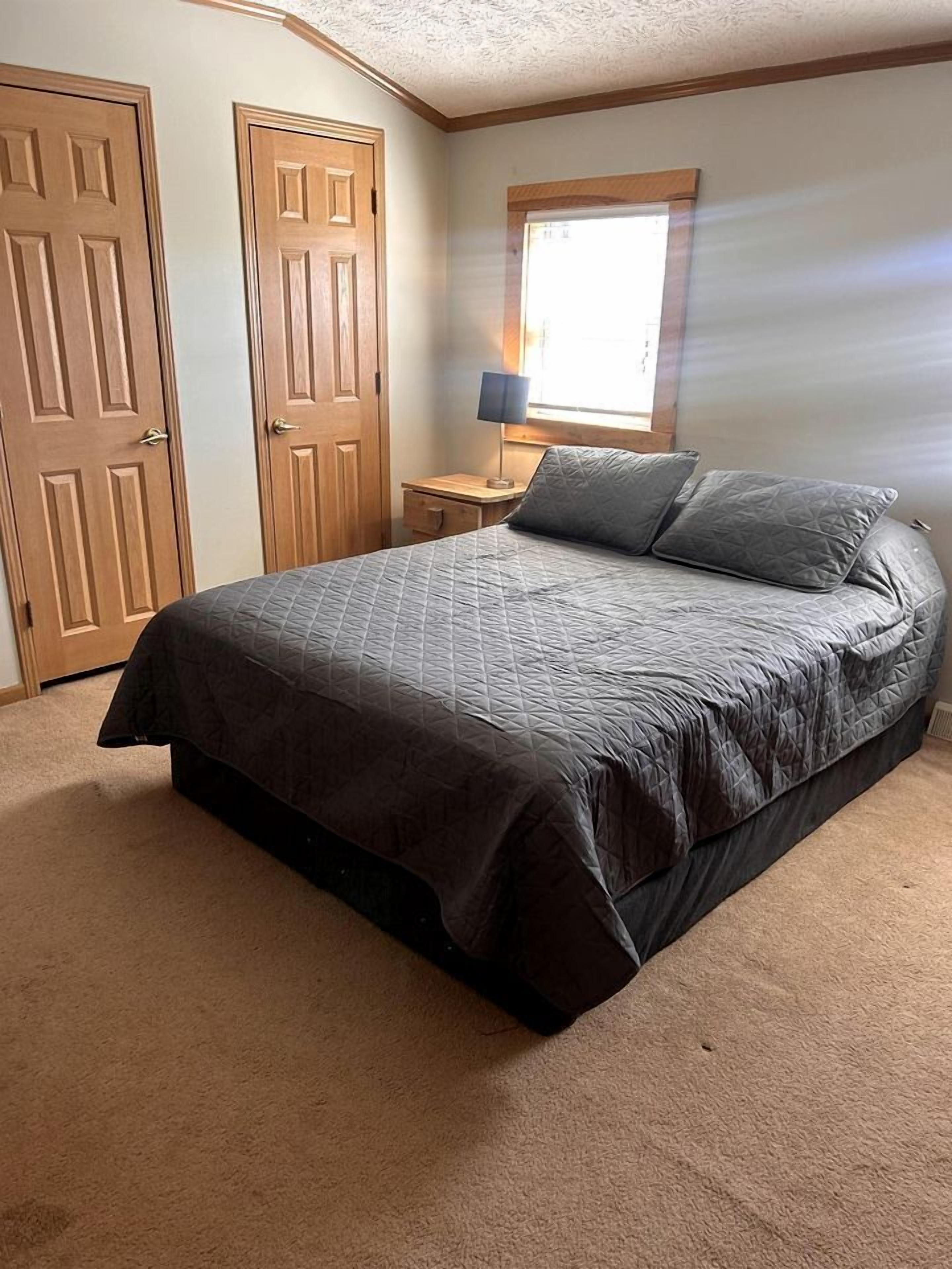 3 bedrooms, WiFi, bed sheets