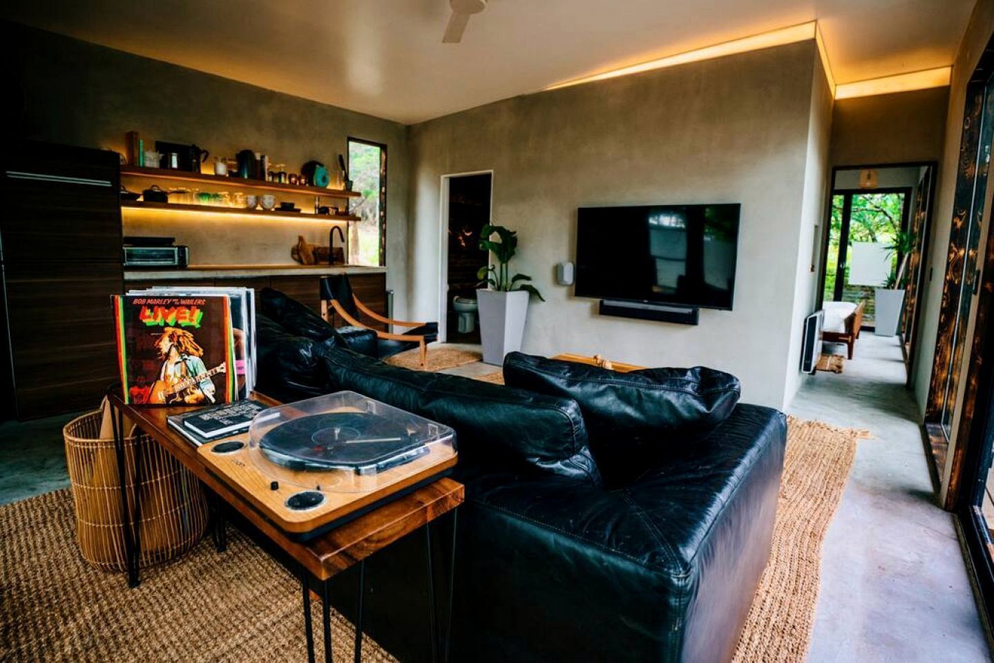 TV, stereo