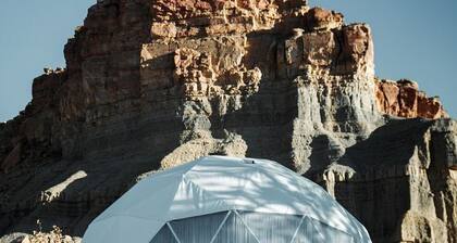 Experience Luxury Underneath the Stars: Geodesic Dome Near Capitol Reef National Park, UT
