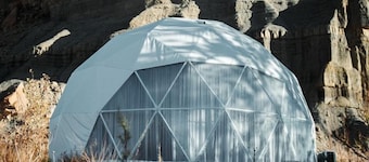 Experience Luxury Underneath the Stars: Geodesic Dome Near Capitol Reef National Park, UT