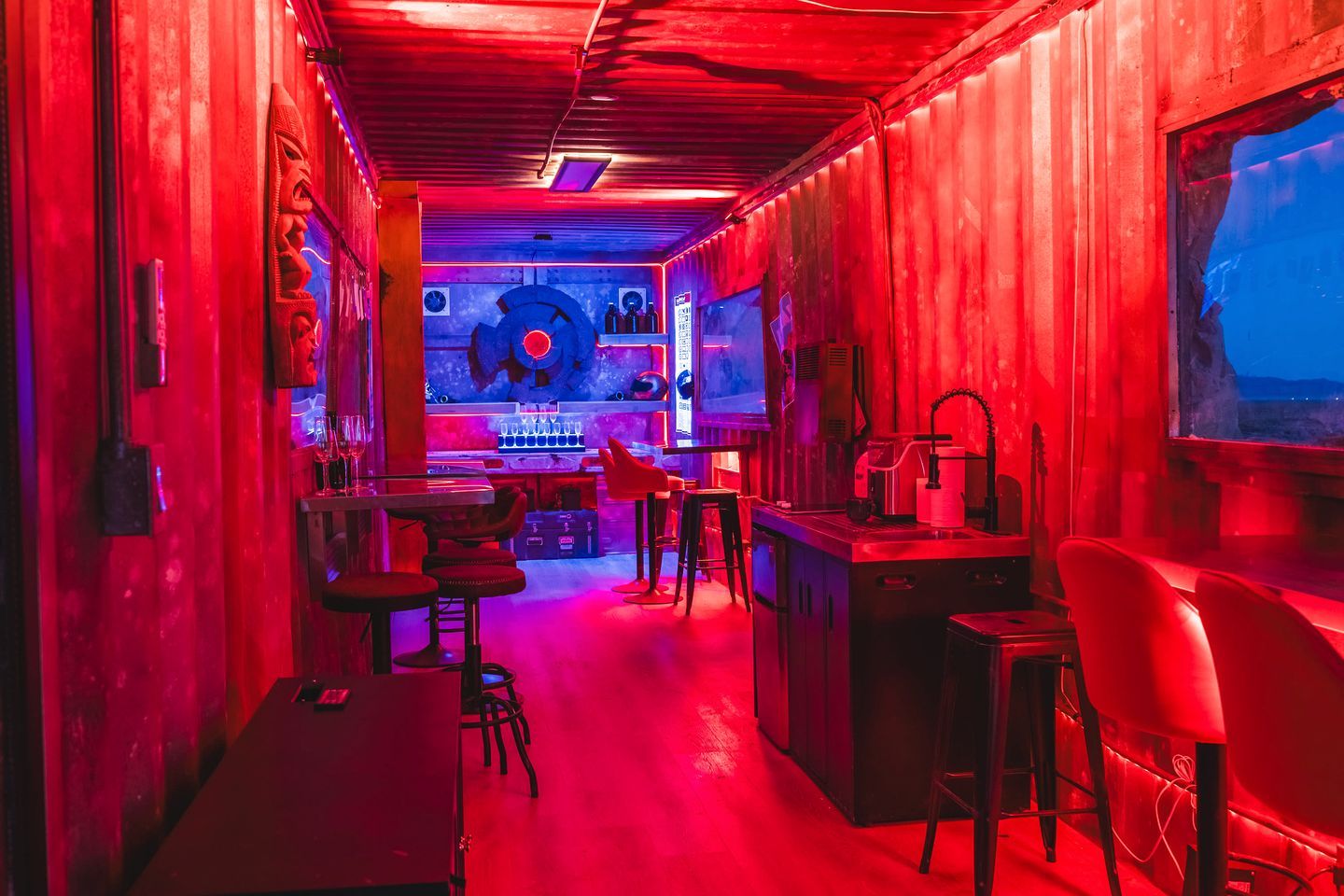 酒吧（店内）
