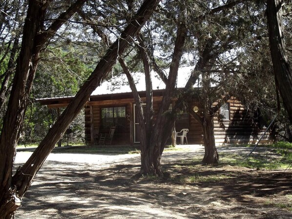 Exterior - Texas Hill Country Glamping in this Rustic Cabin - Perfect for Family Vacations in the South (Bandera)