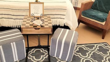 1 bedroom, WiFi, bed sheets