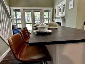 Dining - Fully Stocked Cabin Nestled Among the Trees in Tennessee (Monteagle)