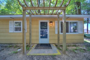 Exterior detail - Lakeside Cabin Rental with Beach Access and Fire-Pit for Relaxing Getaways to Lake Michigan (Muskegon)