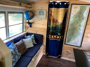 Interior - Stunning Converted Bus for a Fantastic Getaway near Bryson City, North Carolina (Bryson City)