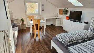 1 Schlafzimmer, WLAN, Bettwäsche