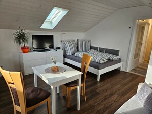 Interior - Apartment 'Haldenblick' with Wi-Fi (Weißensberg)