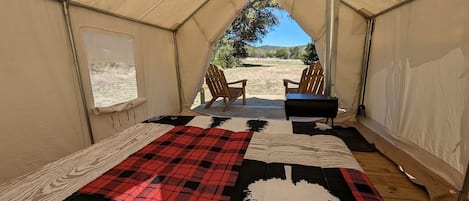1 habitación y ropa de cama