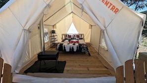 1 bedroom, bed sheets - Romantic Glamping Getaways in Texas Hill Country in this Cute Safari Tent Rental (Bandera)