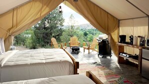 1 bedroom, WiFi, bed sheets - Zion National Park Rentals for Glamping in Utah (Orderville)