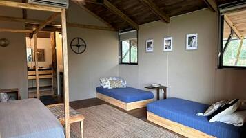 1 camera, Wi-Fi, lenzuola