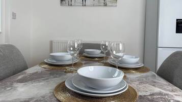 House, 3 Bedrooms, Garden View | Dining room