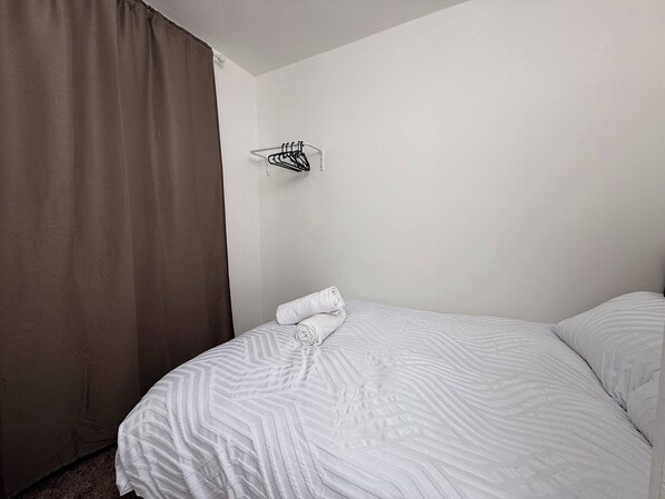 House, 3 Bedrooms, Garden View