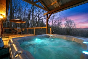 Unclassified image, 4 of 44, button - Tranquil Secluded Cabin with Private Deck, Hot-Tub, Pool Table and Views in Ohio (Amanda)