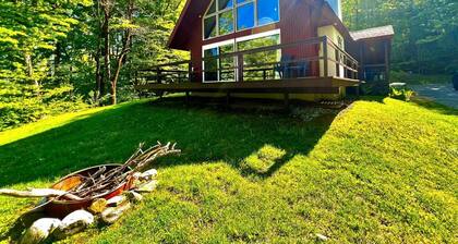 Unbelievable Cabin with Amazing Sights and Fire Pit in Winhall, Vermont