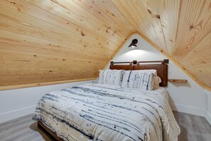 1 bedroom, WiFi, bed sheets - Wonderful Tiny House with Outdoor Living Areas in Alabama (Scottsboro)