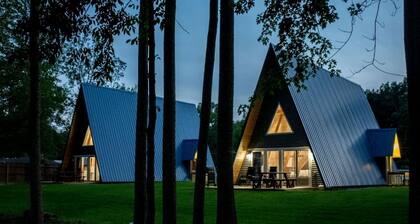 Fully-Equipped A-Frame with Beautiful Lake Views in Michigan