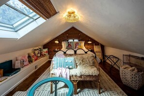 1 chambre, fer et planche à repasser, lit parapluie, Wi-Fi