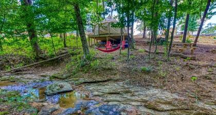 Picturesque Bell Tent with Fire Pit and Picnic Area in Alabama
