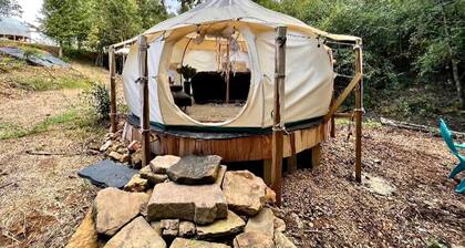 Picturesque Bell Tent with Fire Pit and Picnic Area in Alabama