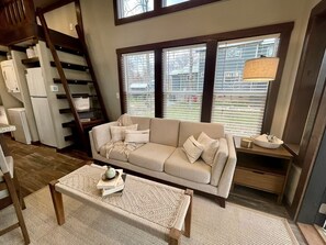 Televisión y chimenea 