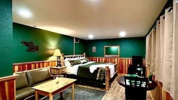 1 bedroom, bed sheets