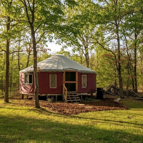 Luxurious Modern Yurt with Stargazing Dome near Pere Marquette River – Baldwin, Michigan