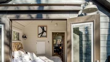 1 habitación, escritorio, wifi y ropa de cama