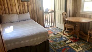 1 bedroom, bed sheets