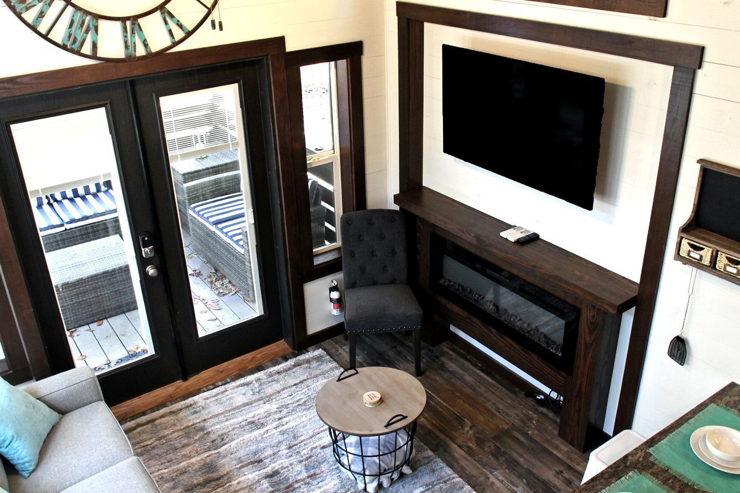 TV, fireplace, DVD player