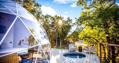 Gorgeous Glamping Dome near Marble Falls for Couples Getaways, Texas
