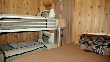 1 bedroom, bed sheets