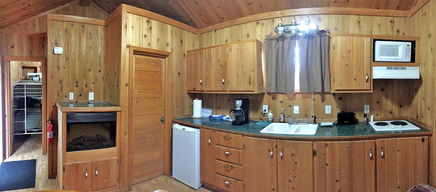 Fridge, microwave, oven, coffee/tea maker