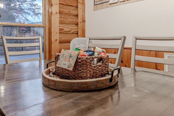 Interior - Wonderful Cabin with Spa and Equipped Deck in Tennessee (Pigeon Forge)