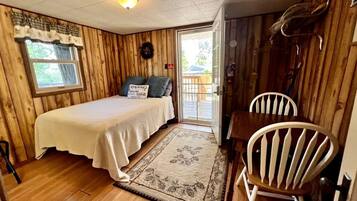 1 bedroom, bed sheets