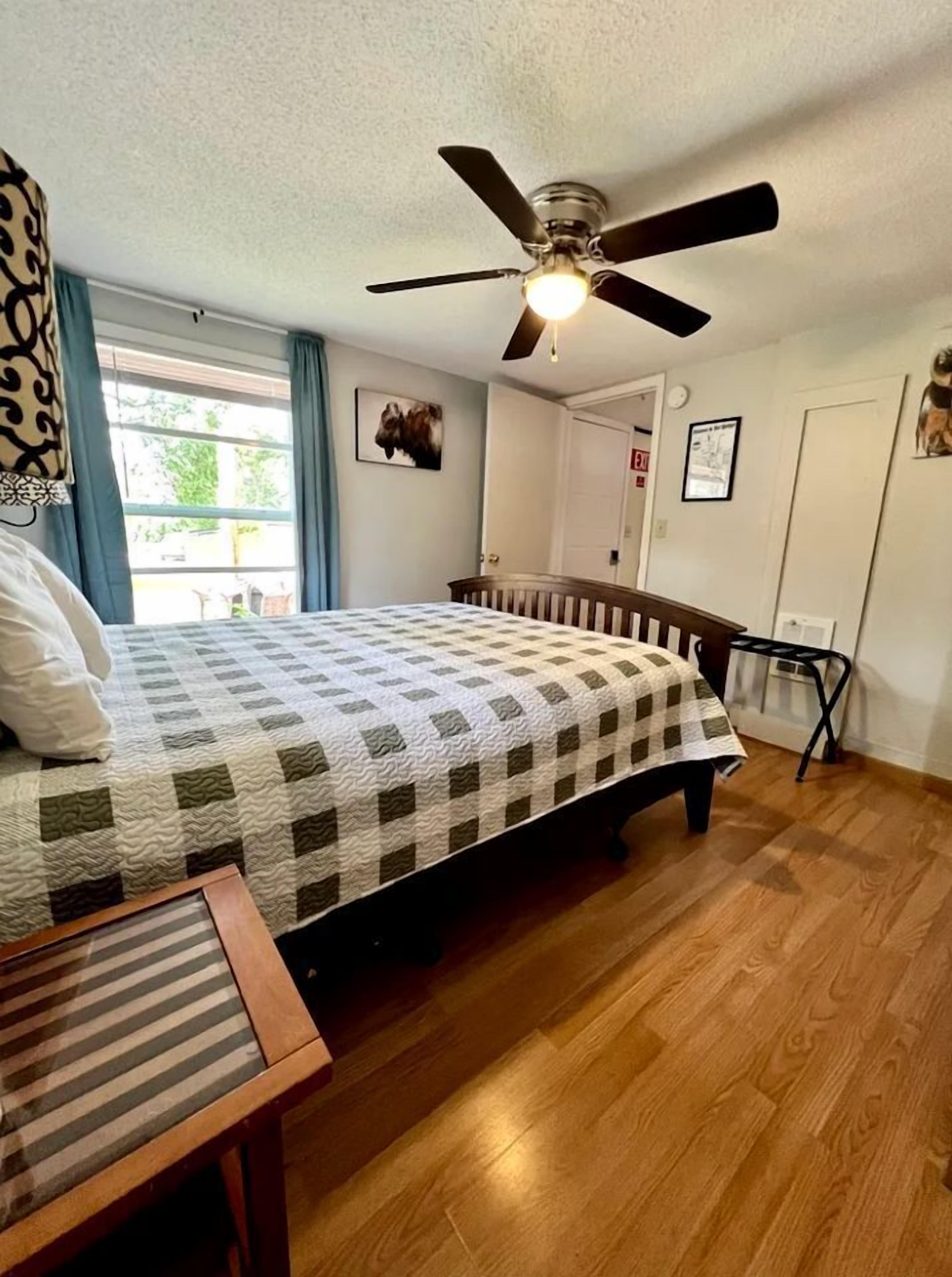 1 chambre, literie fournie