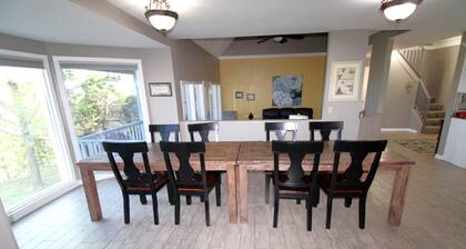 Charming Villa Ideal Escape for Big Groups in Branson, Missouri