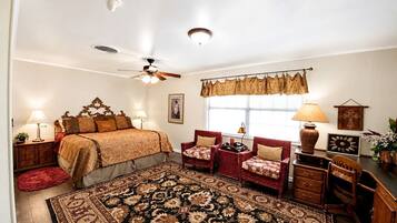2 bedrooms, desk, iron/ironing board, WiFi