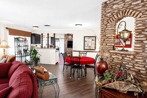 Interior - Lovely Cottage Rental with Waterfall on San Gabriel River near Austin, Texas (Georgetown)