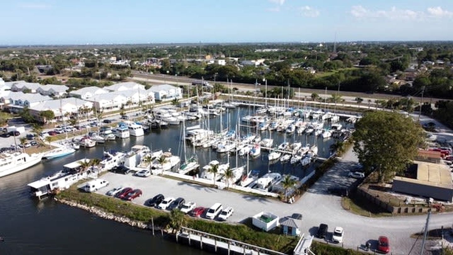 Marina